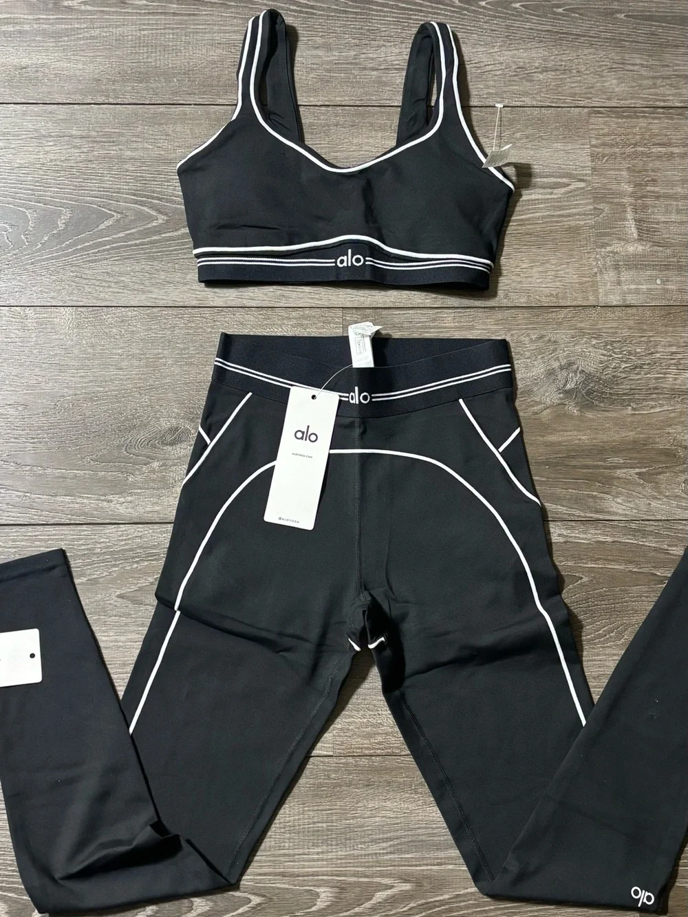ALO Yoga Black Workout Set